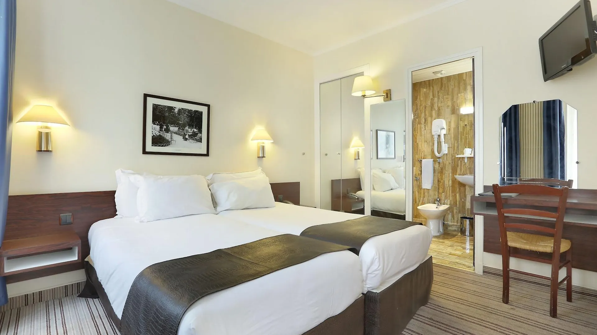Hotel Du College De France Paris